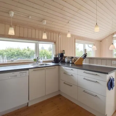 Three-bedroom Holiday In Holiday home *